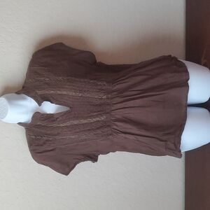XL brown Caribbean Joe split neck cap sleeve ladies top